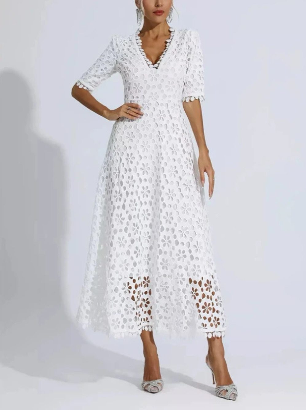 ZARA Elegant White Deep V Neck Lace Maxi Dress Fitted Waist Flared Goddess Style